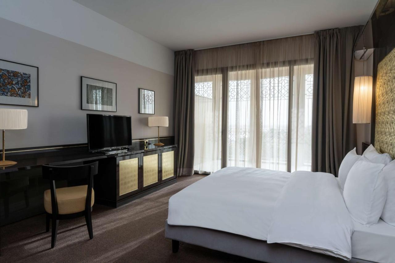 Radisson Blu Hotel Нджамена Екстер'єр фото