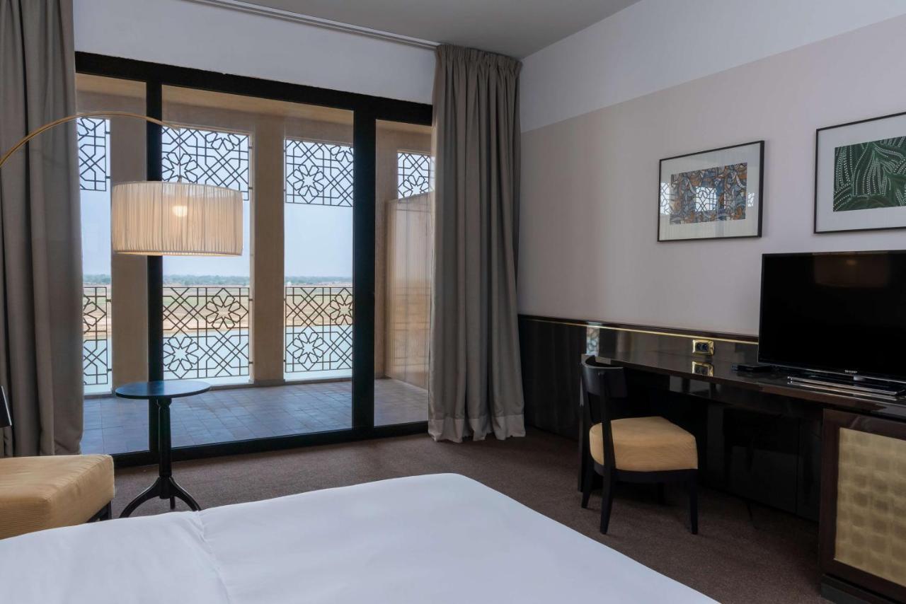 Radisson Blu Hotel Нджамена Екстер'єр фото