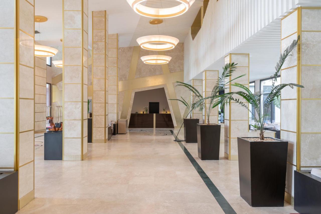 Radisson Blu Hotel Нджамена Екстер'єр фото